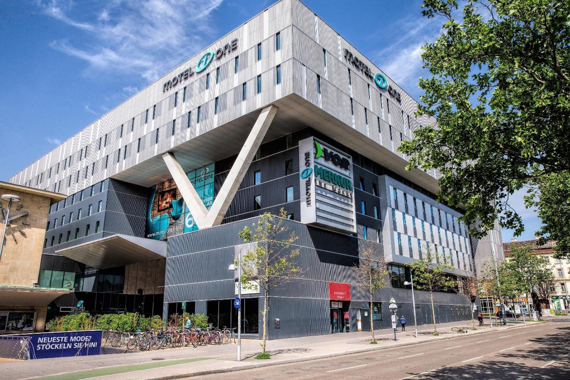 Motel One Wien Westbahnhof Exterior photo