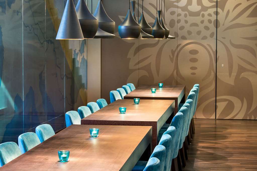 Motel One Wien Westbahnhof Restaurant photo