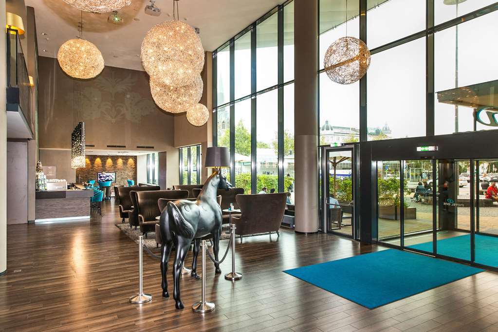 Motel One Wien Westbahnhof Restaurant photo